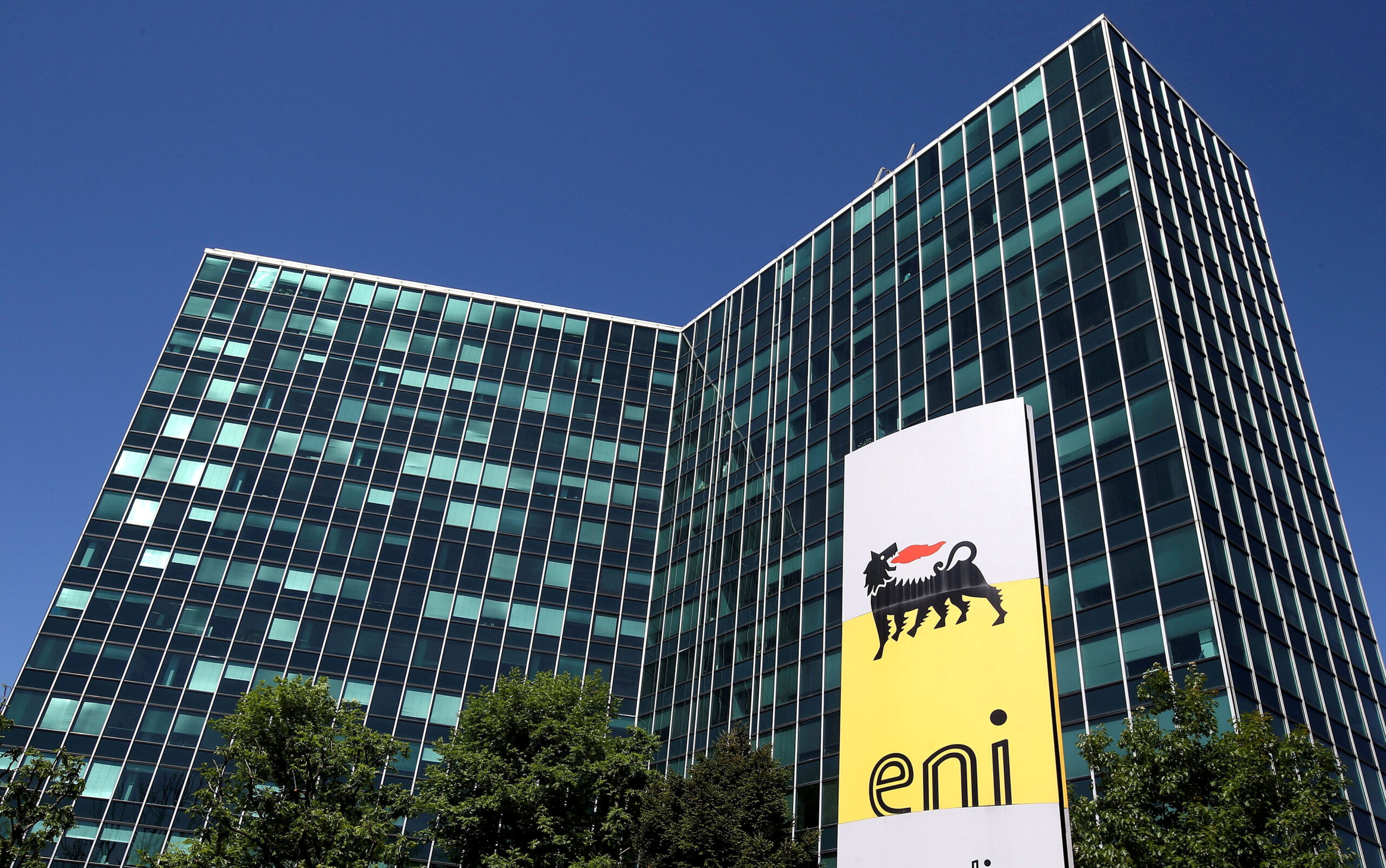 Eni mulls second floating LNG platform in Mozambique